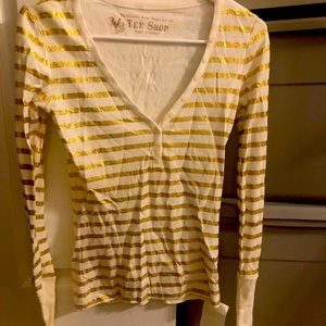 Victoria’s Secret Tee shop Long sleeve Gold white stripe small